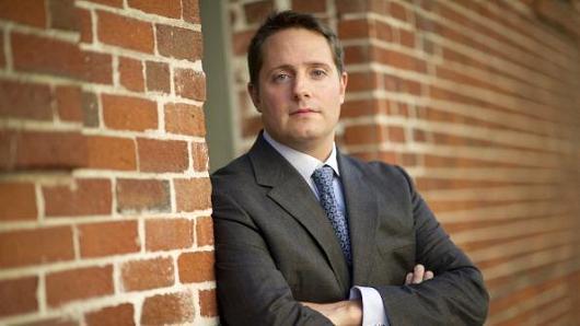 华尔街知名股票做空机构浑水公司创始人Carson Block昨日表示,“这(美股反弹)实在是一个‘死猫跳’。想想看,决策者手中还剩下多少弹药?”