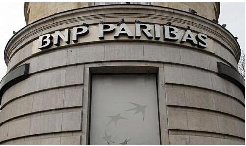 周三(4月6日)法国巴黎银行(BNPP)表示，全球市场风险资产承压，体现在G10货币中日元表现强劲，商品货币疲软中。具体观点如下。