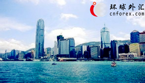 该行指出,香港近日新盘销售率远逊于过去20年楼市调整期的情况,在过去20年曾出现的楼市调整期,大型新盘售出率均见4至6成多,豪宅则介乎3成至7成多。但今年年初至今推售的新盘,开售首两天大型新盘及豪宅平均售出率分别只有22%及6%,即使开售后首1个月,两者售出率亦分别只有4成及近2成。