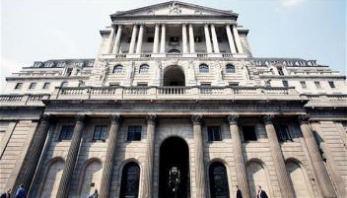 英国央行会议纪要显示,第一季度经济活动表现疲软,第二季度料进一步放缓,越来越多的迹象的表明,退欧公投结果的不确定性已经开始打压经济活动。根据货币政策委员会的最新预测,今年晚些时候经济活动将逐渐复苏,但仍略低于历史平均水平。