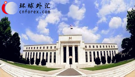 该行报告指出,在3月份经济预测摘要中,更多美联储官员认为,相比去年12月,经济增长面临下行风险。然而,4月会后声明强调“就业市场进一步走强”,同时,家庭实际收入、消费者信心和房市显现强势。