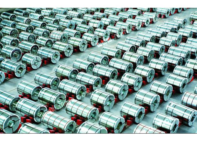 位于芝加哥的钢铁加工和分销公司Barsteel的创办者Stuart Barnett表示,在打击进口廉价钢铁进口商方面,美国政府的工作做得很好。但是,现在最大的担心,中国使用自产廉价钢铁生产出更廉价的下游产品,来在如汽车这些美国传统对华出口产品领域强化竞争,对美国经济将是更大的灾难。