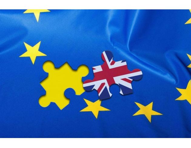 IMF的总体评估是,如果英国选择脱离欧盟,对于英国经济的打击将会是负面且巨大的。英国脱离欧盟对英国的影响将取决于诸多因素,包括新的贸易协议磋商、移民限制和投资表现等。